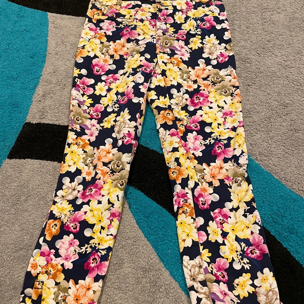 Anthropologie Brand Floral Pants, size 4.